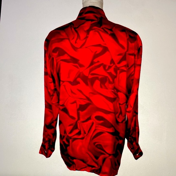 Escada 💯Silk Stunning Red Print Gorgeous Buttons ButtonDown ShirtMade InGermany